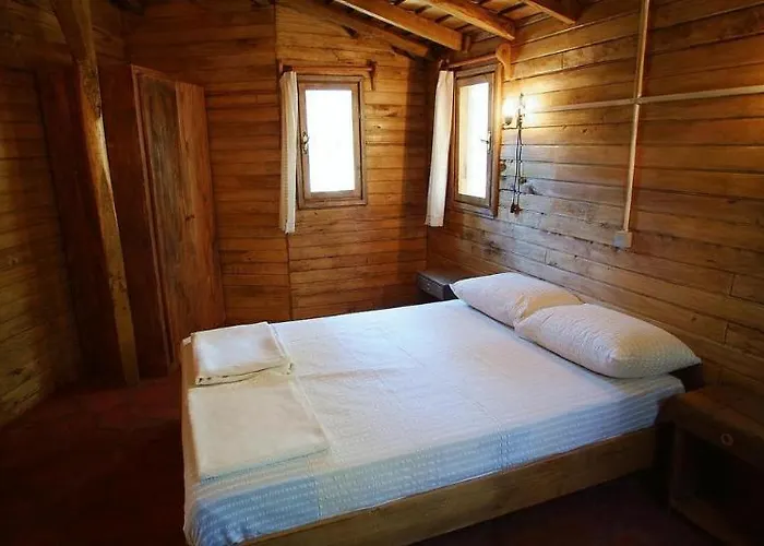 Pastoral Vadi Farm stay